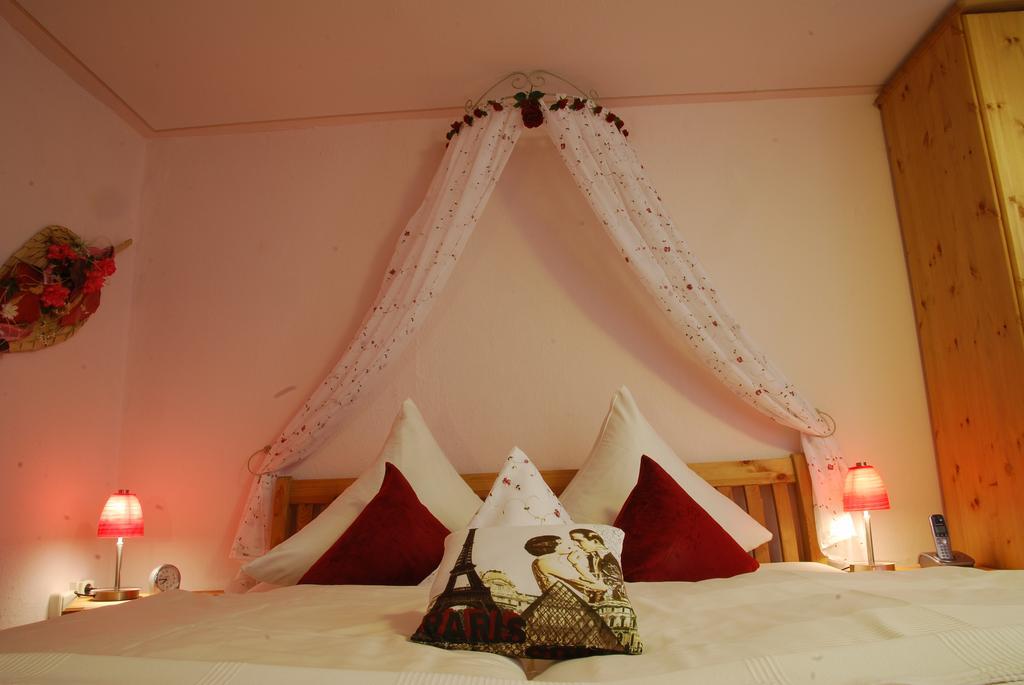 Logis L'Auberge Gutshof บิสชอฟส์แวร์ดา ห้อง รูปภาพ
